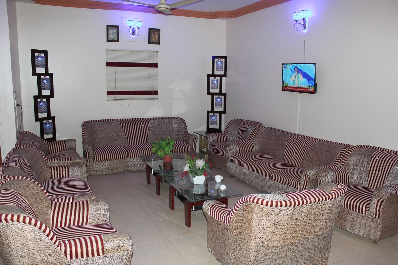 קראצ'י Luxury Inn מראה חיצוני תמונה